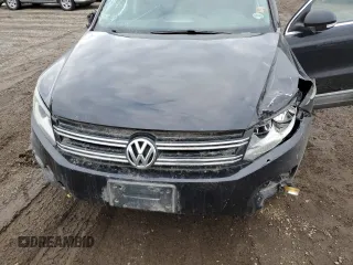 2014 Volkswagen Tiguan SEL with VIN WVGBV3AX2EW596929, listed as a Copart auction lot 46267875 with Not provided miles and Salvage title. Bid and sale history available at DreamBid. Image 12.