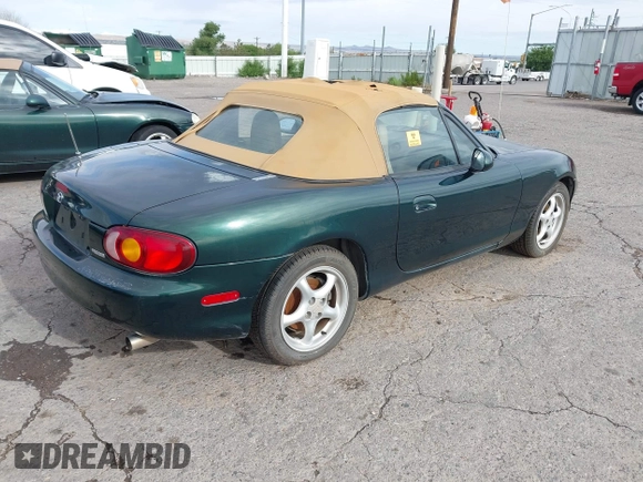1999 Mazda MX-5 Miata z VIN JM1NB3531X0102955, wystawiony jako IAAI lot #42223214 z przebiegiem Nie podano mil oraz . Historia ofert i sprzedaży dostępna na DreamBid. Obrazek 4.