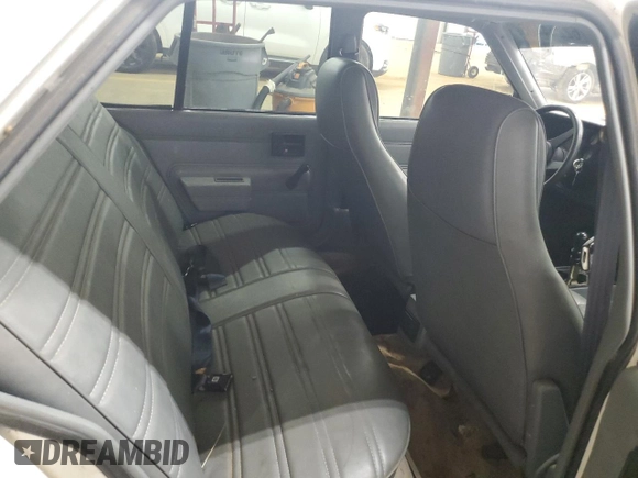 1987 Chevrolet Cavalier с VIN 1G1JC511XH7154372, выставлен на аукционе Copart как лот 62254405 с пробегом 433 621 миль миль и Списание • Salvage title. История ставок и продаж доступна на DreamBid. Изображение 10.