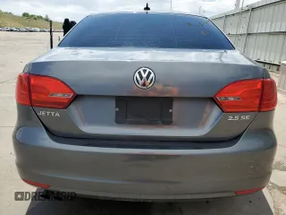 2012 Volkswagen Jetta SE z VIN 3VWDX7AJXCM396871, wystawiony jako Copart lot #57594565 z przebiegiem 45 604 mil mil oraz Szkoda całkowita • Salvage title. Historia ofert i sprzedaży dostępna na DreamBid. Obrazek 6.