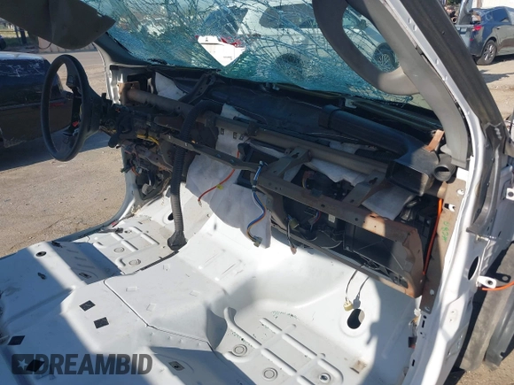 2005 Ford F-350 с VIN 1FDSW34P05EC95736, выставлен на аукционе IAAI как лот 41988078 с пробегом Не указан миль и . История ставок и продаж доступна на DreamBid. Изображение 5.