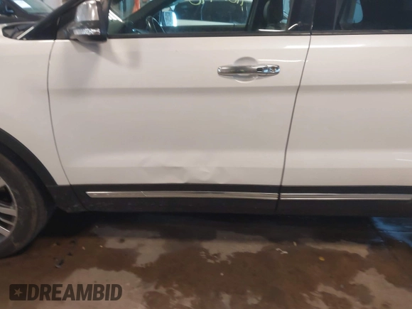 2016 Ford Explorer Platinum with VIN 1FM5K8HT0GGC42510, listed as a IAAI auction lot 41817940 with 112,801 mi miles and . Bid and sale history available at DreamBid. Image 6.