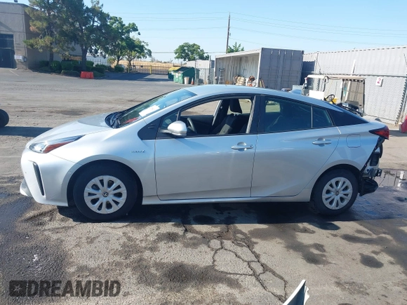2021 Toyota Prius L Eco with VIN JTDKAMFU7M3142616, listed as a IAAI auction lot 42755833 with 40,542 mi miles and . Bid and sale history available at DreamBid. Image 15.
