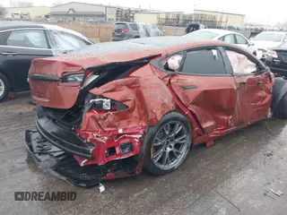 2021 Tesla Model S Plaid z VIN 5YJSA1E64MF441923, wystawiony jako IAAI lot #41465456 z przebiegiem Nie podano mil oraz . Historia ofert i sprzedaży dostępna na DreamBid. Obrazek 6.