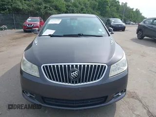 2013 Buick LaCrosse Leather с VIN 1G4GC5E38DF120956, выставлен на аукционе IAAI как лот 42510324 с пробегом 127 260 миль миль и . История ставок и продаж доступна на DreamBid. Изображение 6.