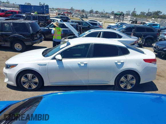 2017 Kia Optima EX z VIN KNAGV4LD9H5013282, wystawiony jako IAAI lot #42218247 z przebiegiem 63 878 mil mil oraz . Historia ofert i sprzedaży dostępna na DreamBid. Obrazek 14.