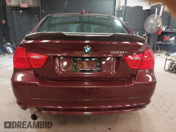 2009 BMW 3 Series 328i xDrive with VIN WBAPK73569A452922, listed as a IAAI auction lot 42517745 with 197,794 mi miles and . Bid and sale history available at DreamBid. Image 17.