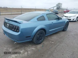 2005 Ford Mustang GT Deluxe with VIN 1ZVFT82H455116103, listed as a IAAI auction lot 41725405 with 108,928 mi miles and . Bid and sale history available at DreamBid. Image 4.