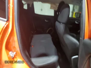 2017 Jeep Renegade Latitude z VIN ZACCJBBB7HPF02241, wystawiony jako Copart lot #57970695 z przebiegiem 92 688 mil mil oraz Szkoda całkowita • Salvage title. Historia ofert i sprzedaży dostępna na DreamBid. Obrazek 10.