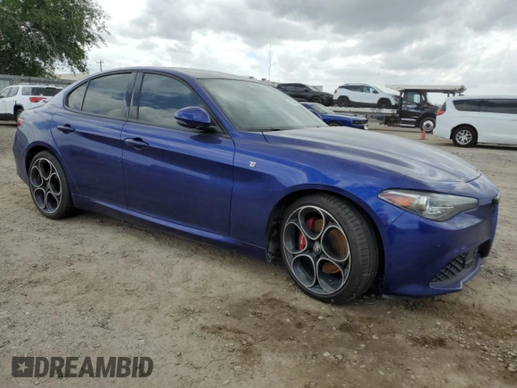 2022 Alfa Romeo Giulia Veloce z VIN ZARFAMBN1N7655182, wystawiony jako Copart lot #53200875 z przebiegiem 50 208 mil mil oraz Szkoda całkowita • Salvage title. Historia ofert i sprzedaży dostępna na DreamBid. Obrazek 4.