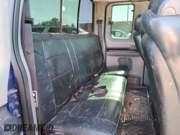 2003 Ford F-250 XL with VIN 1FTNX21L33EB28441, listed as a Copart auction lot 72505504 with 243,846 mi miles and Salvage Title. Bid and sale history available at DreamBid. Image 10.