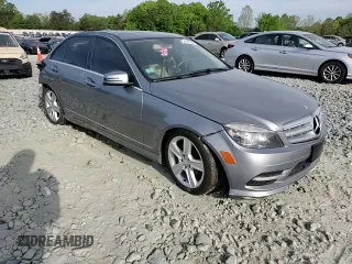 2011 Mercedes-Benz C 300 Sport z VIN WDDGF8BB3BR164454, wystawiony jako Copart lot #53807685 z przebiegiem 194 025 mil mil oraz Szkoda całkowita • Salvage title. Historia ofert i sprzedaży dostępna na DreamBid. Obrazek 14.