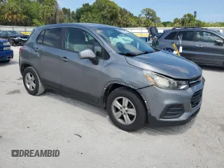 2020 Chevrolet Trax LS with VIN 3GNCJKSB3LL194784, listed as a Copart auction lot 54535795 with 150,695 mi miles and Clean Title. Bid and sale history available at carsss.com. Image 4.
