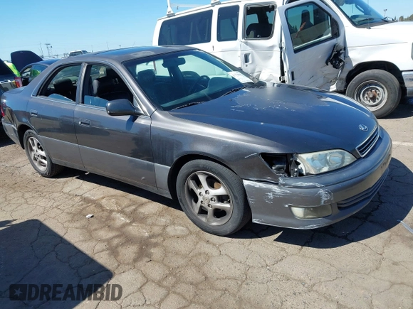 2001 Lexus ES 300 with VIN JT8BF28G910341451, listed as a IAAI auction lot 41776563 with 183,803 mi miles and . Bid and sale history available at DreamBid. Image 1.