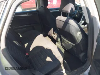2015 Ford Fusion SE with VIN 3FA6P0H75FR264451, listed as a IAAI auction lot 41970406 with 186,644 mi miles. Bid and sale history available at carsss.com. Image 8.
