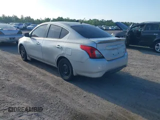 2015 Nissan Versa SV with VIN 3N1CN7AP6FL863791, listed as a IAAI auction lot 42140790 with 141,759 mi miles. Bid and sale history available at carsss.com. Image 3.