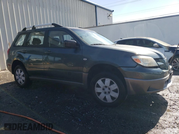 2005 Mitsubishi Outlander LS with VIN JA4LX31F65U020745, listed as a Copart auction lot 86270664 with 76,633 mi miles and Salvage Title. Bid and sale history available at carsss.com. Image 4.