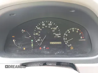 2002 Lexus RX 300 with VIN JTJHF10U720276010, listed as a IAAI auction lot 41917460 with 240,373 mi miles. Bid and sale history available at carsss.com. Image 7.