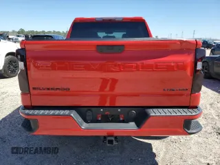 2020 Chevrolet Silverado 1500 Custom with VIN 3GCPWBEK9LG336880, listed as a Copart auction lot 48061365 with 92,820 mi miles and Salvage Title. Bid and sale history available at carsss.com. Image 6.