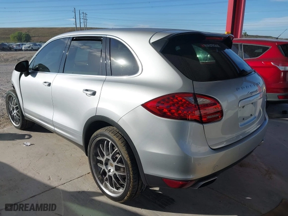 2011 Porsche Cayenne S with VIN WP1AB2A2XBLA44131, listed as a IAAI auction lot 41063172 with 1 mi miles. Bid and sale history available at carsss.com. Image 3.