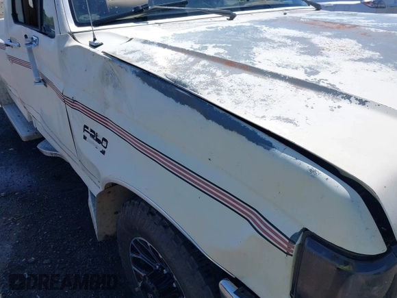 1987 Ford F-250 with VIN 1FTHF2518HKA08300, listed as a IAAI auction lot 41984273 with 37,267 mi miles and . Bid and sale history available at DreamBid. Image 6.