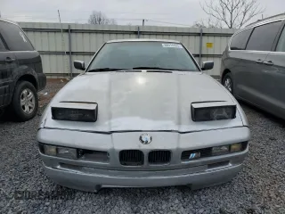 1991 BMW 8 Series z VIN WBAEG2311MCB72270, wystawiony jako Copart lot #88514425 z przebiegiem 185 028 mil mil oraz Czysty tytuł • Clean title. Historia ofert i sprzedaży dostępna na DreamBid. Obrazek 5.