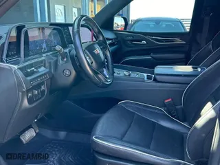 2022 Cadillac Escalade Sport with VIN 1GYS4FKL8NR177044, listed as a Copart auction lot 83387234 with 29,737 mi miles and Clean Title. Bid and sale history available at carsss.com. Image 5.