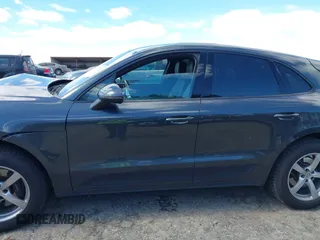 2020 Porsche Macan with VIN WP1AA2A59LLB03605, listed as a IAAI auction lot 41707751 with 52,067 mi miles and . Bid and sale history available at DreamBid. Image 15.