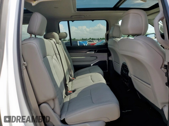 2024 Jeep Wagoneer Series II with VIN 1C4SJSBP8RS141198, listed as a Copart auction lot 65029925 with 318 mi miles and Salvage title. Bid and sale history available at DreamBid. Image 11.