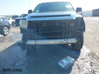2017 Toyota Tundra 2WD SR5 with VIN 5TFEW5F18HX227330, listed as a IAAI auction lot 41972095 with 92,287 mi miles. Bid and sale history available at carsss.com. Image 6.