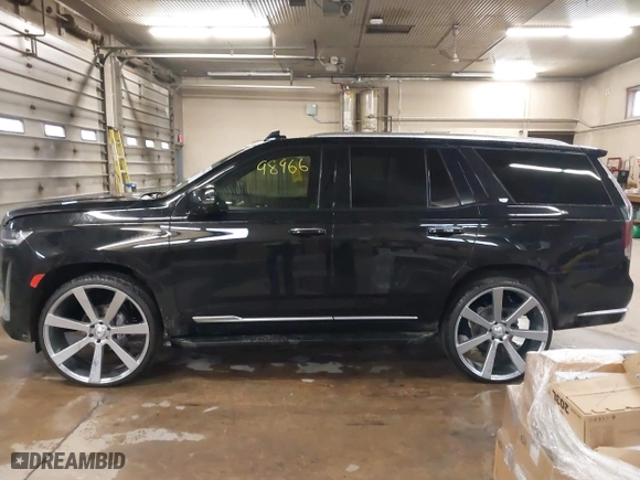 2021 Cadillac Escalade Luxury with VIN 1GYS4AKL7MR295510, listed as a IAAI auction lot 38398966 with 26,228 mi miles. Bid and sale history available at carsss.com. Image 14.