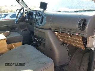 2008 Ford Econoline Cargo Commercial z VIN 1FTSS34L08DB45567, wystawiony jako Copart lot #80443454 z przebiegiem 131 410 mil mil oraz Szkoda całkowita • Salvage title. Historia ofert i sprzedaży dostępna na DreamBid. Obrazek 8.