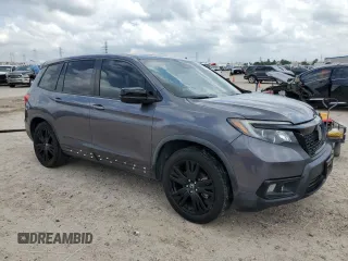 2020 Honda Passport Sport z VIN 5FNYF7H28LB000298, wystawiony jako Copart lot #54191955 z przebiegiem 84 533 mil mil oraz Szkoda całkowita • Salvage title. Historia ofert i sprzedaży dostępna na DreamBid. Obrazek 4.