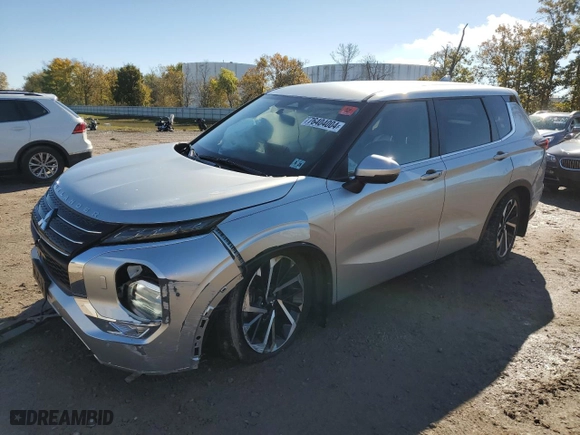 2023 Mitsubishi Outlander SE with VIN JA4J4UA8XPZ050554, listed as a Copart auction lot 76404004 with 50,723 mi miles and Salvage Title. Bid and sale history available at carsss.com. Image 1.