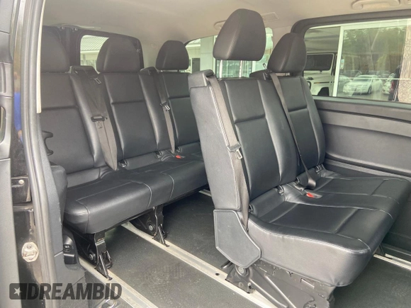 2017 Mercedes-Benz Metris Passenger z VIN WD4PG2EE3H3335246, wystawiony jako Copart lot #82755184 z przebiegiem 180 662 mil mil oraz . Historia ofert i sprzedaży dostępna na DreamBid. Obrazek 6.