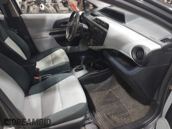 2012 Toyota Prius One z VIN JTDKDTB36C1508025, wystawiony jako IAAI lot #41983947 z przebiegiem 180 357 mil mil oraz . Historia ofert i sprzedaży dostępna na DreamBid. Obrazek 5.