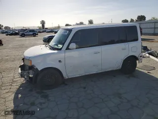 2006 Scion xB with VIN JTLKT334164053909, listed as a Copart auction lot 54189895 with 245,954 mi miles and Salvage Title. Bid and sale history available at carsss.com. Image 1.