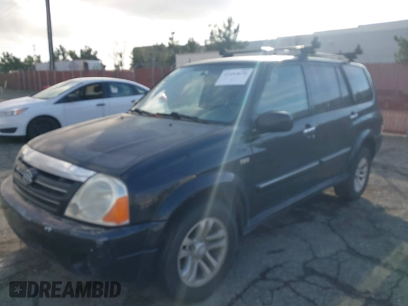 2006 Suzuki XL-7 Standard with VIN JS3TX92V564104539, listed as a IAAI auction lot 41493670 with 199,613 mi miles. Bid and sale history available at carsss.com. Image 2.