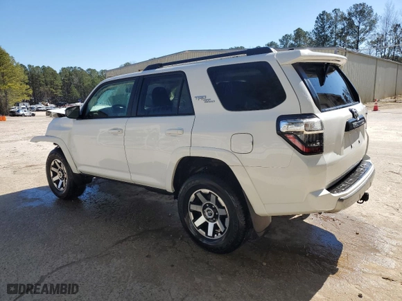 2024 Toyota 4Runner TRD Off Road with VIN JTEPU5JR9R6282626, listed as a Copart auction lot 45644685 with 16,949 mi miles and Salvage Title. Bid and sale history available at carsss.com. Image 2.