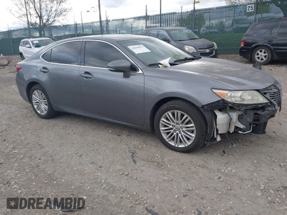 2013 Lexus ES 4dr Sdn with VIN JTHBK1GG0D2074698, listed as a IAAI auction lot 42049070 with 117,036 mi miles. Bid and sale history available at carsss.com. Image 1.
