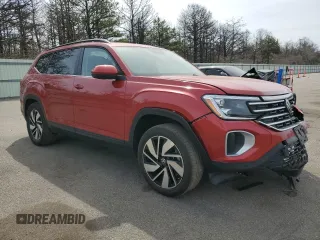 2024 Volkswagen Atlas SE z VIN 1V2KR2CA2RC529295, wystawiony jako Copart lot #54307975 z przebiegiem 14 320 mil mil oraz Szkoda całkowita • Salvage title. Historia ofert i sprzedaży dostępna na DreamBid. Obrazek 4.