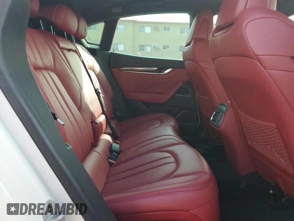 2021 Maserati Levante GranSport with VIN ZN661XUS8MX379725, listed as a Copart auction lot 82186843 with 0 mi miles. Bid and sale history available at carsss.com. Image 11.