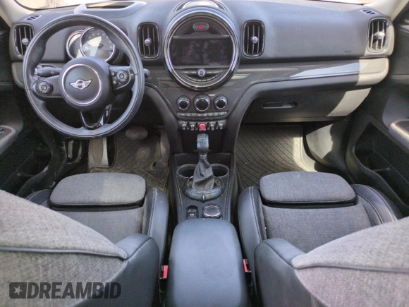 2017 MINI Countryman Cooper z VIN WMZYV5C36H3E01475, wystawiony jako Copart lot #61394885 z przebiegiem 64 653 mil mil oraz Szkoda całkowita • Salvage title. Historia ofert i sprzedaży dostępna na DreamBid. Obrazek 8.