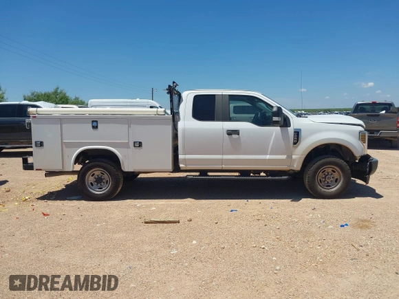 2018 Ford F-250 XL with VIN 1FD7X2B66JEC48101, listed as a IAAI auction lot 42739557 with 100,159 mi miles and . Bid and sale history available at DreamBid. Image 13.