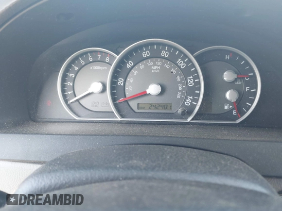 2007 Kia Sorento LX z VIN KNDJD736575665717, wystawiony jako IAAI lot #42383426 z przebiegiem 242 401 mil mil oraz . Historia ofert i sprzedaży dostępna na DreamBid. Obrazek 7.