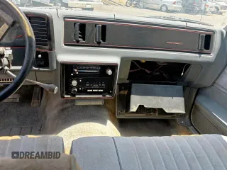 1986 Chevrolet Monte Carlo Sport с VIN 1G1GZ37G3GR118888, выставлен на аукционе Copart как лот 62009405 с пробегом 53 104 миль миль и Чистый • Clean title. История ставок и продаж доступна на DreamBid. Изображение 9.