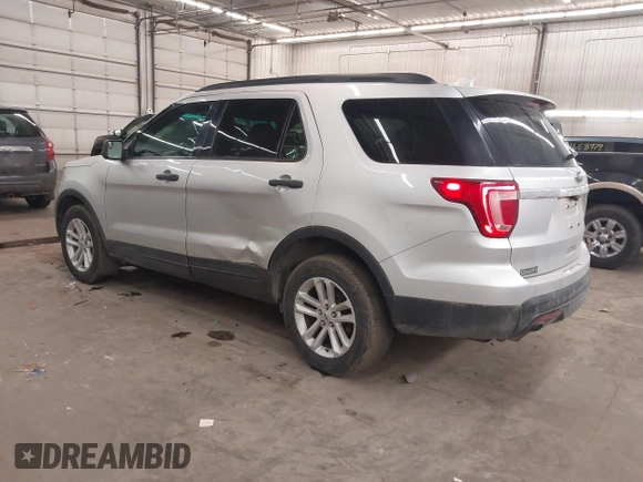 2016 Ford Explorer with VIN 1FM5K8B82GGB55423, listed as a IAAI auction lot 41664675 with 146,133 mi miles and . Bid and sale history available at carsss.com. Image 3.