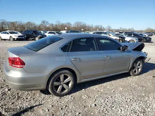 2012 Volkswagen Passat SE with VIN 1VWBH7A30CC067572, listed as a Copart auction lot 87018124 with 191,468 mi miles and Salvage Title. Bid and sale history available at carsss.com. Image 3.