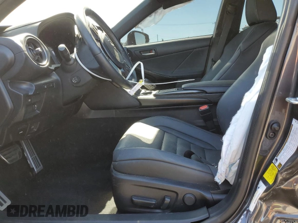 2024 Lexus IS 350 F Sport z VIN JTHGZ1B2XR5073495, wystawiony jako Copart lot #49634665 z przebiegiem 10 761 mil mil oraz Szkoda całkowita • Salvage title. Historia ofert i sprzedaży dostępna na DreamBid. Obrazek 7.
