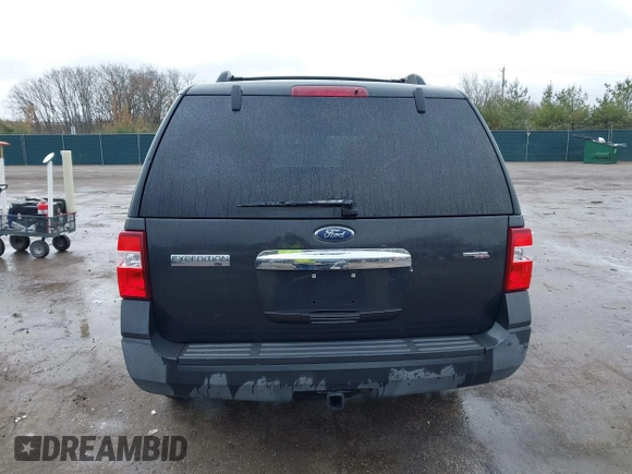 2007 Ford Expedition XLT with VIN 1FMFU15507LA64326, listed as a IAAI auction lot 42036406 with Not provided miles and . Bid and sale history available at DreamBid. Image 17.